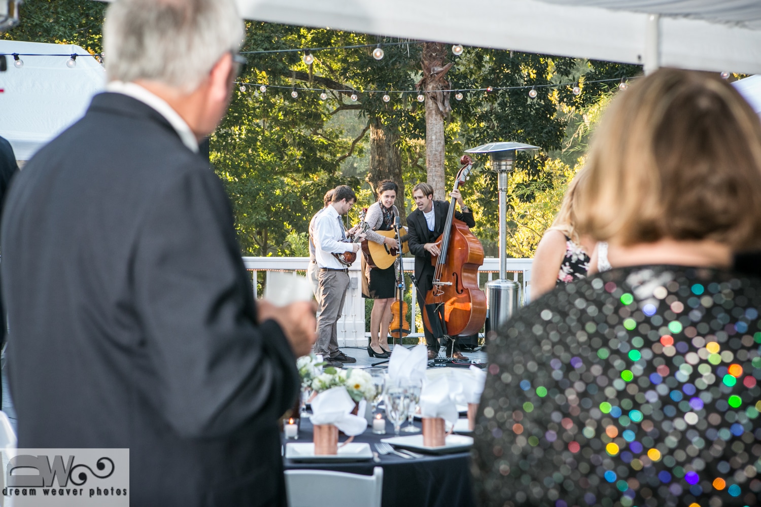 The Freshest and Most Unique Ways to Entertain Wedding Guests